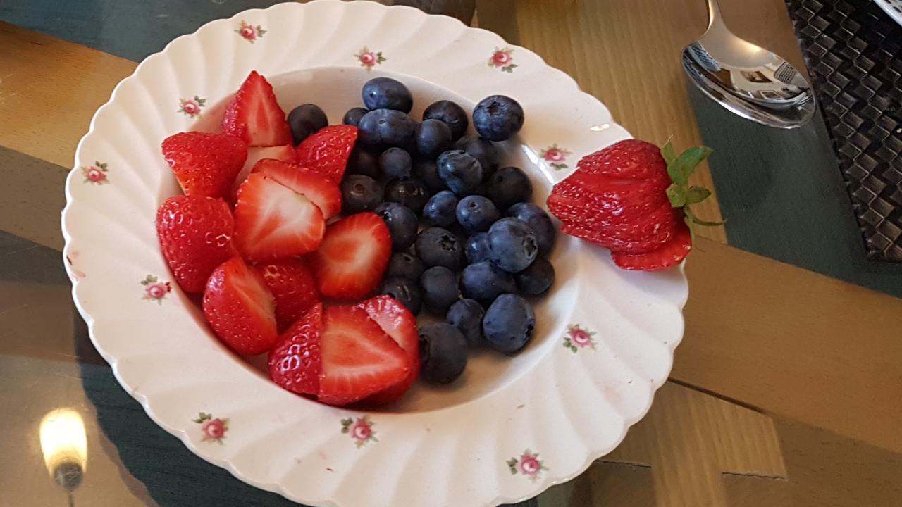 Chimneys B&B Holbrook  Екстериор снимка